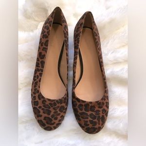 Loft Cheetah print heel / pump size 7.